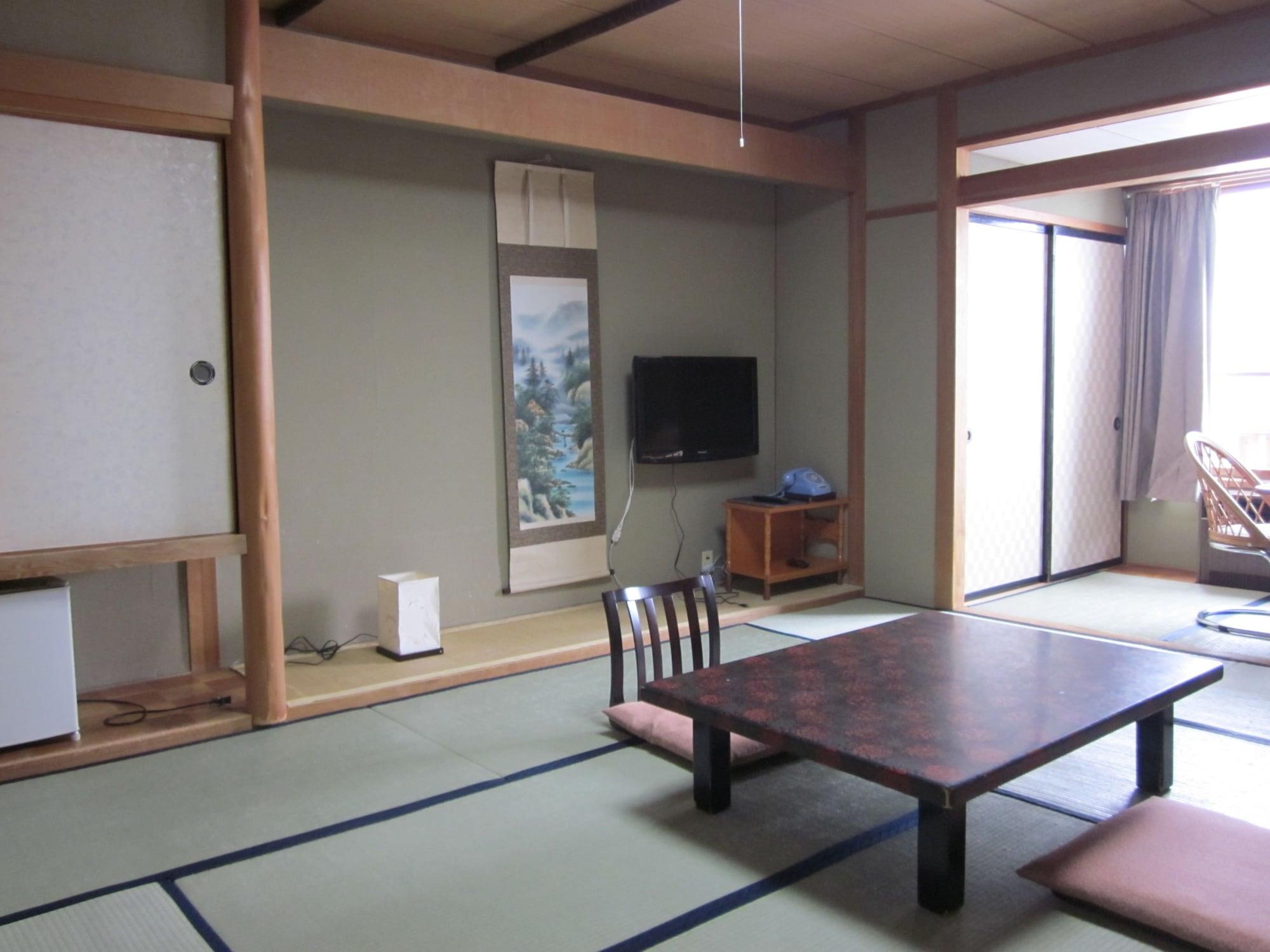 Shigaichii Hotel Yamanouchi  Buitenkant foto