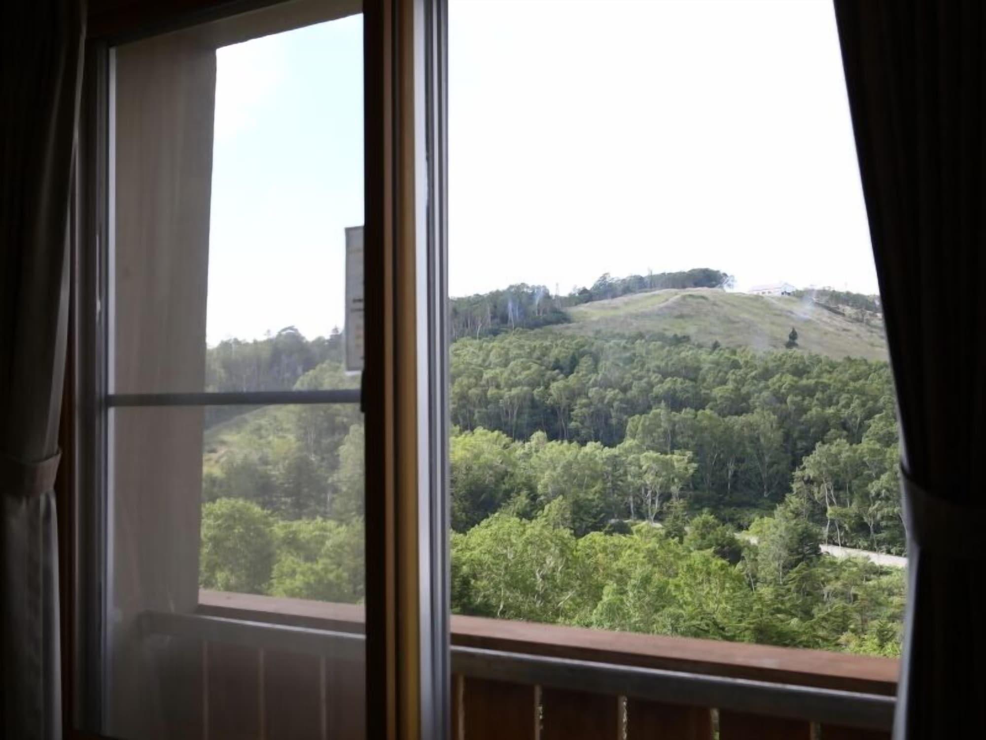 Shigaichii Hotel Yamanouchi  Buitenkant foto